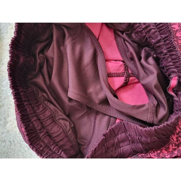 Lululemon Tracker Short III *4-way Stretch Mountain Peaks Bon Bon Bordeaux Drama - Picture 4 of 6